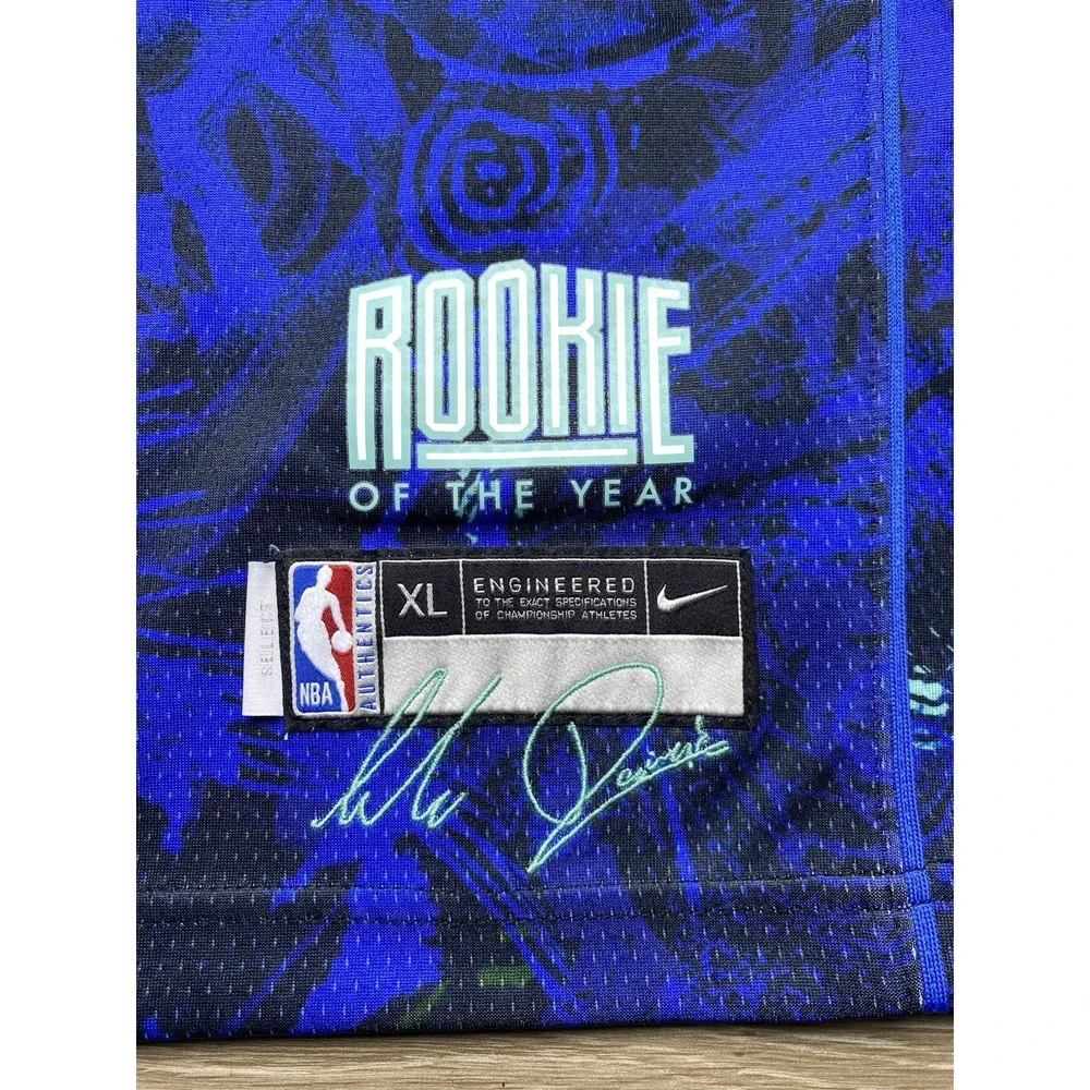 Authentic Nike Dallas Mavericks Luka Doncic Select Series Jersey Kids Size‎ XL